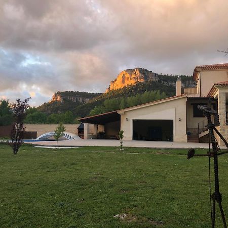 Casa rural Laguna de Uña Exterior foto