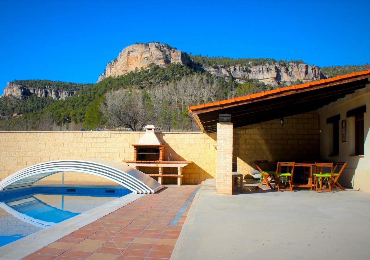 Casa rural Laguna de Uña Exterior foto